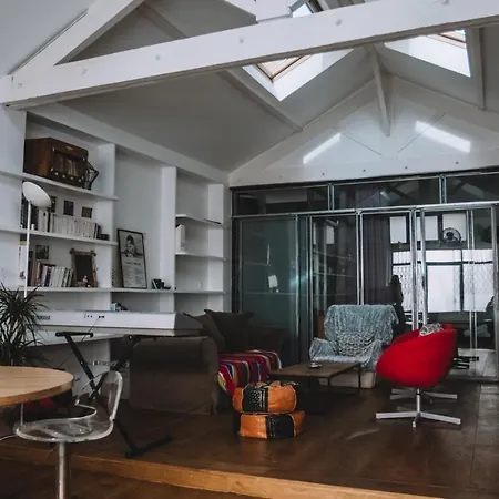 Loft 2 People Minimes *